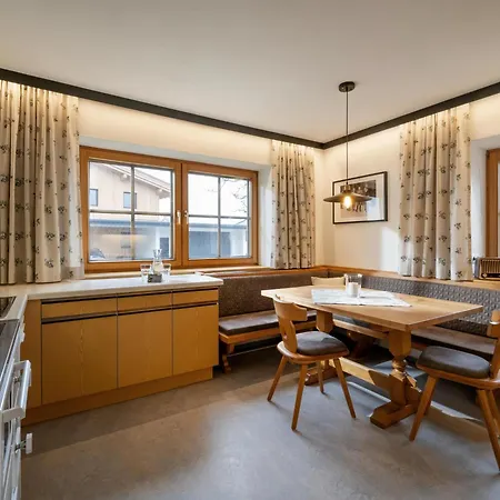 Mittendrin 霍赫菲尔岑